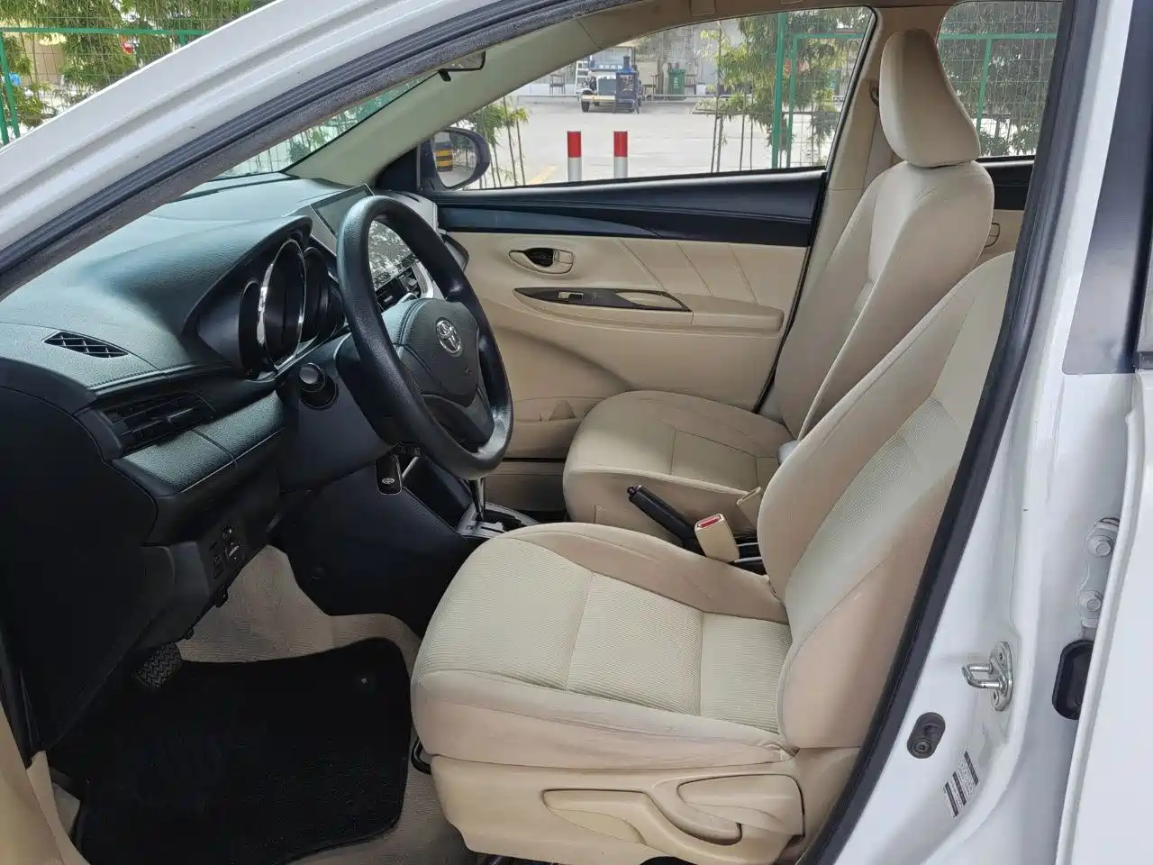 Photo 6 - Toyota YARiS L Zhi Xuan