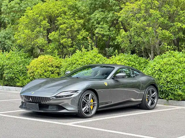 Ferrari Roma 2021