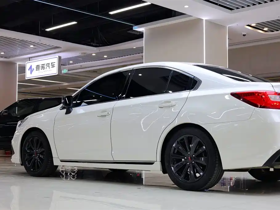 Subaru Legacy 2020 Facelift 2.5i AWD Honor Edition EyeSight фото 12