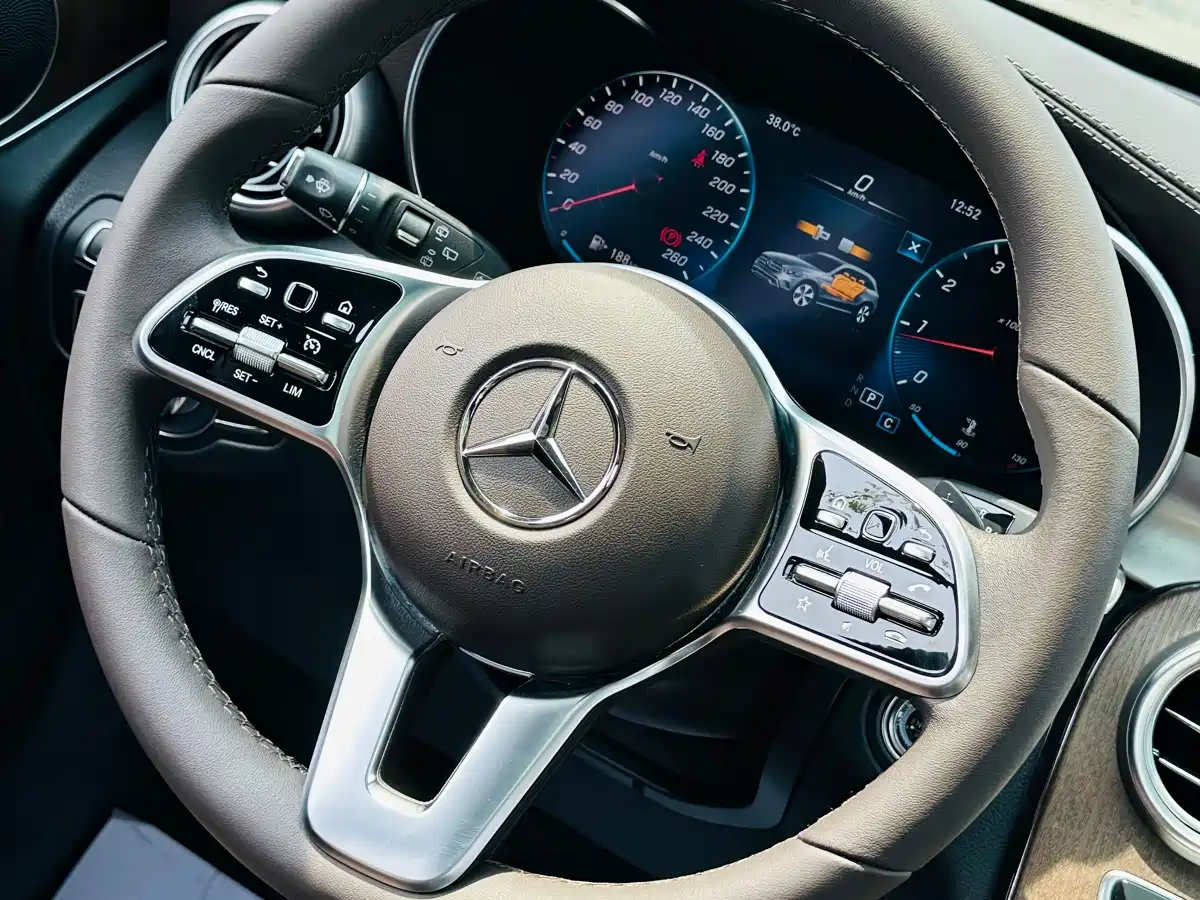 Mercedes-Benz GLC 2022 GLC 300 L 4MATIC Dynamic Collector's Edition фото 16