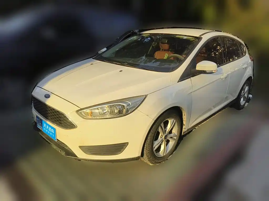 Фото 1 - Ford Focus
