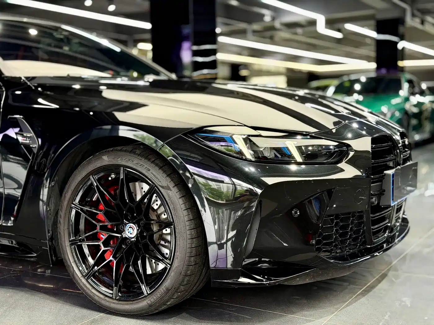 BMW M4 2024 BMW M4 Coupe M xDrive Competition фото 4