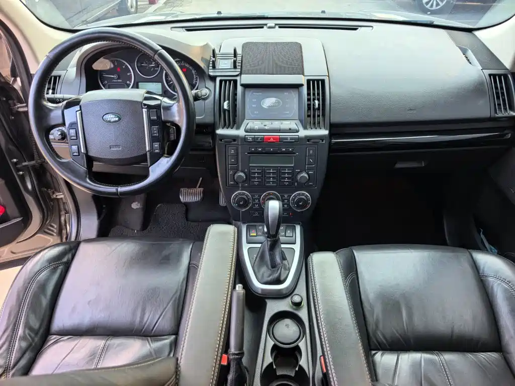 Photo 13 - Land Rover Freelander 2