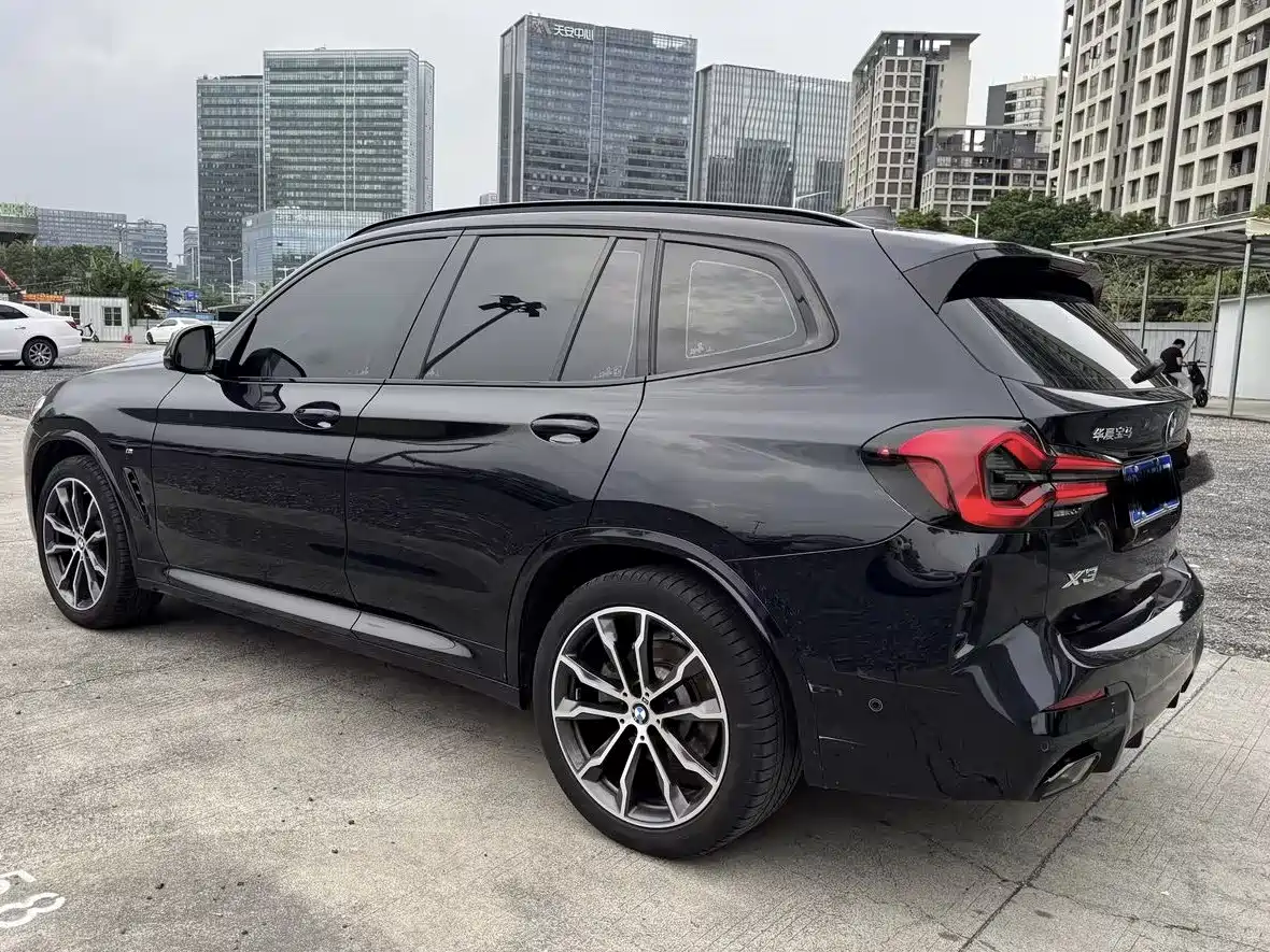 Photo 7 - BMW X3