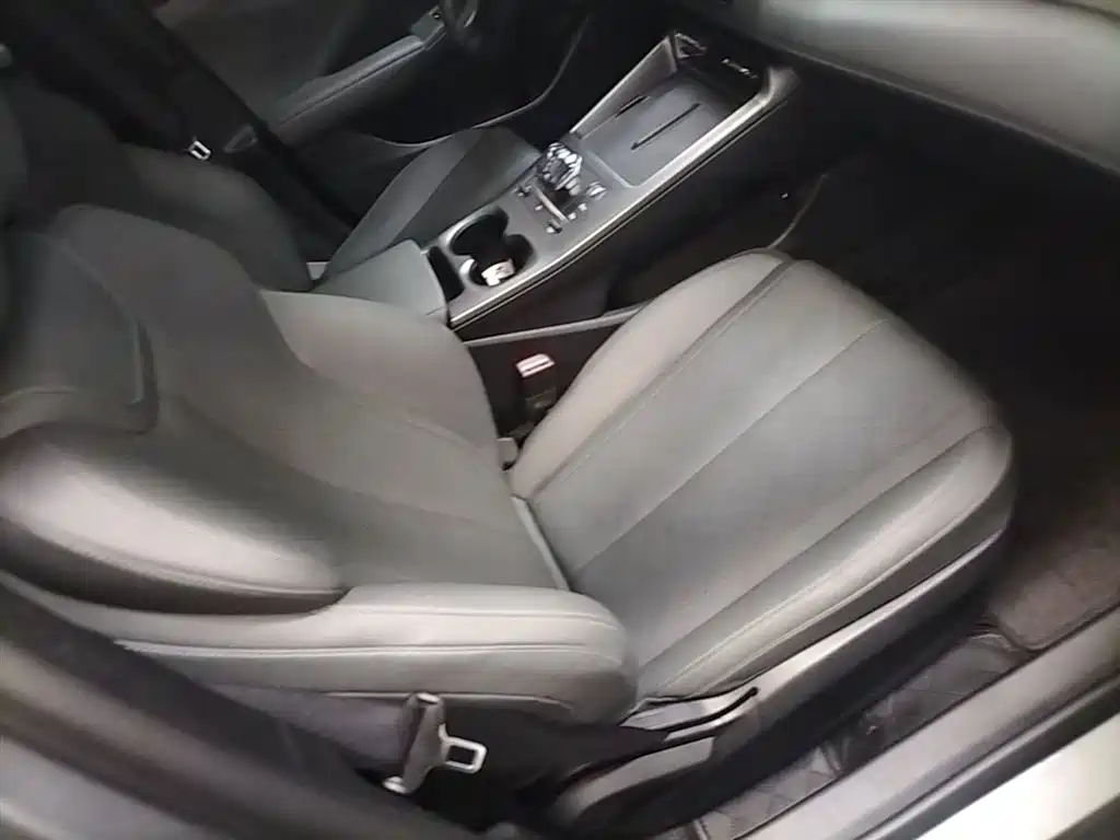 BYD Qin PLUS 2025 DM-i Smart Drive 55KM Leader фото 25