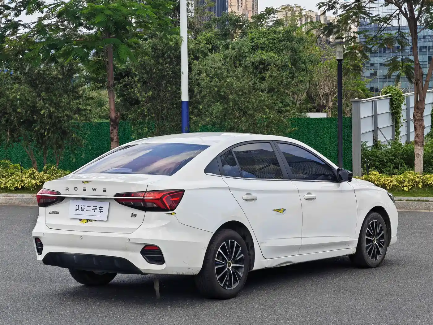 ROEWE I5