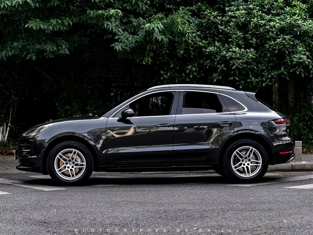 Porsche Macan 2020 Macan 2.0T фото 2