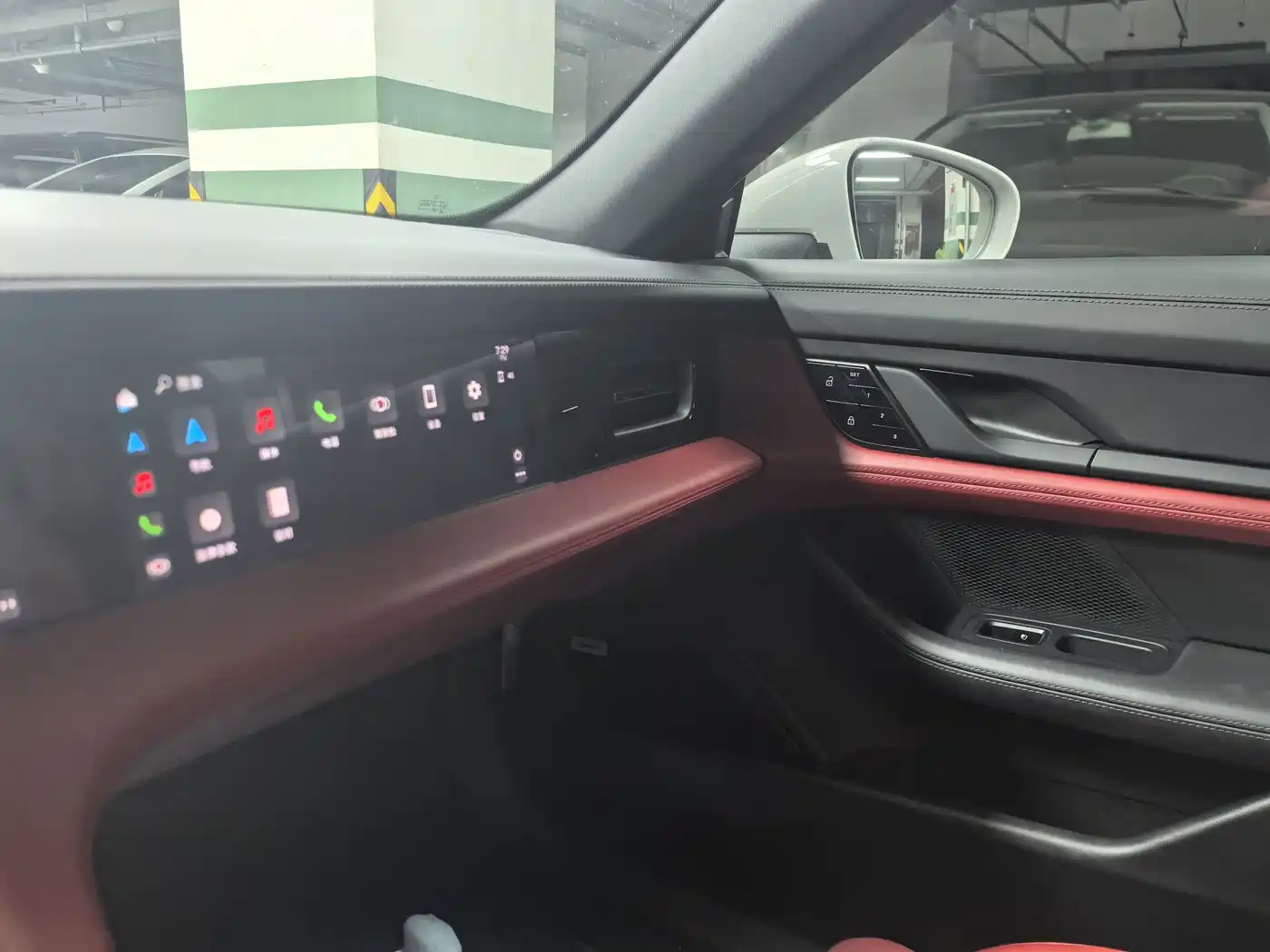 Porsche Taycan 2020 Taycan фото 7