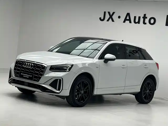 Audi Q2L 2022