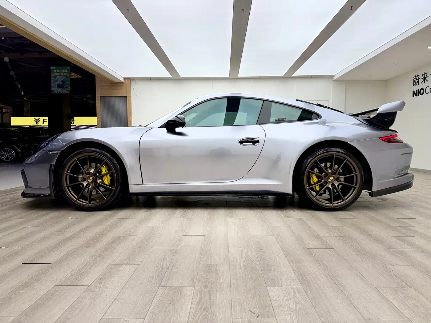 Porsche 911 2015 Carrera 3.4L Style Edition фото 4