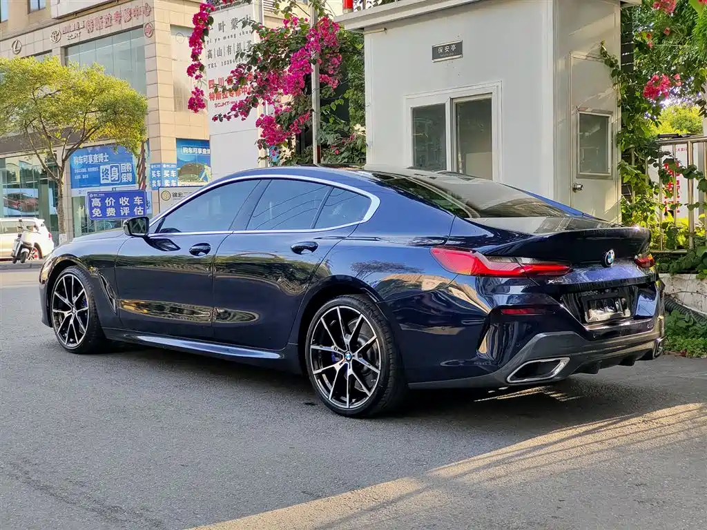 BMW 8 Series 2022 840i xDrive Gran Coupe M Sport Package фото 3