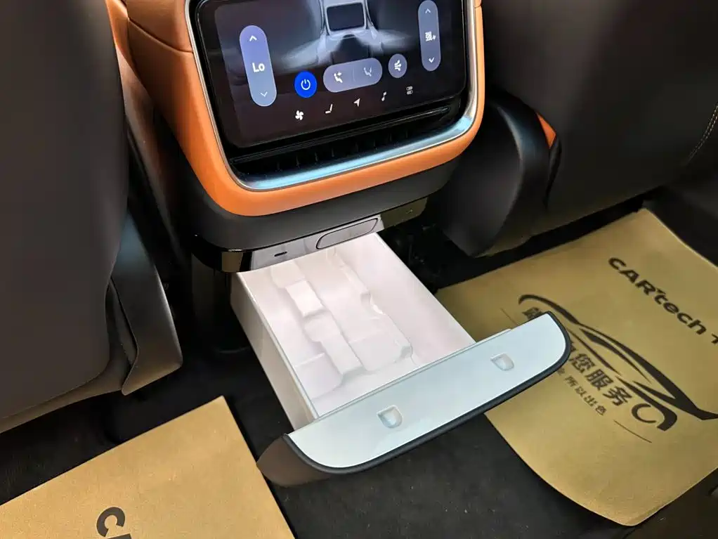 Фото 17 - Xiaomi Auto Xiaomi YU7