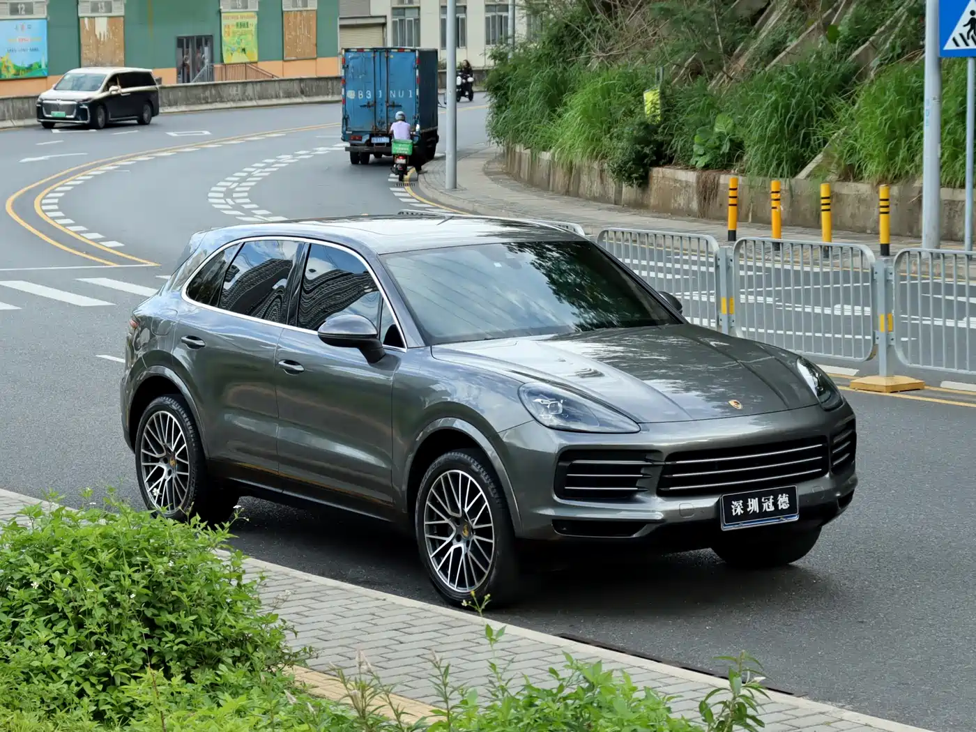 Porsche Cayenne 2019 Cayenne 3.0T фото 4