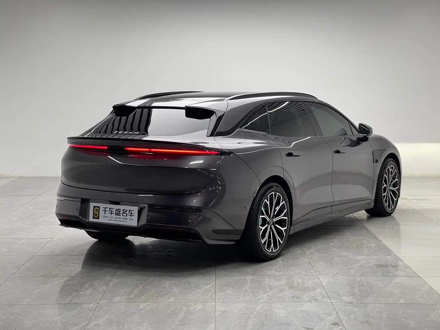 Фото 6 - ZEEKR 007GT