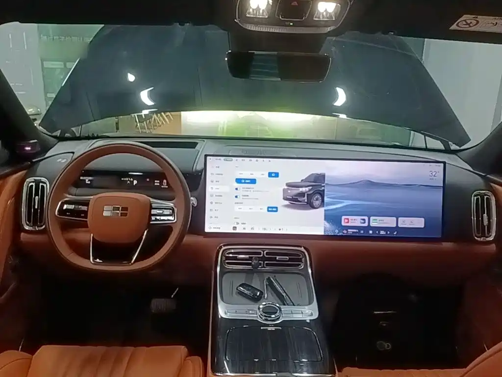 Geely Galaxy Galaxy M9 2025 2025 Base Model