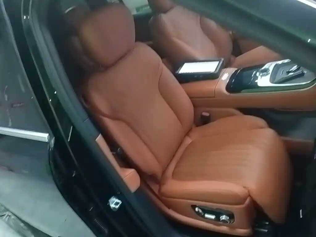 Geely Galaxy Galaxy M9 2025 2025 Base Model