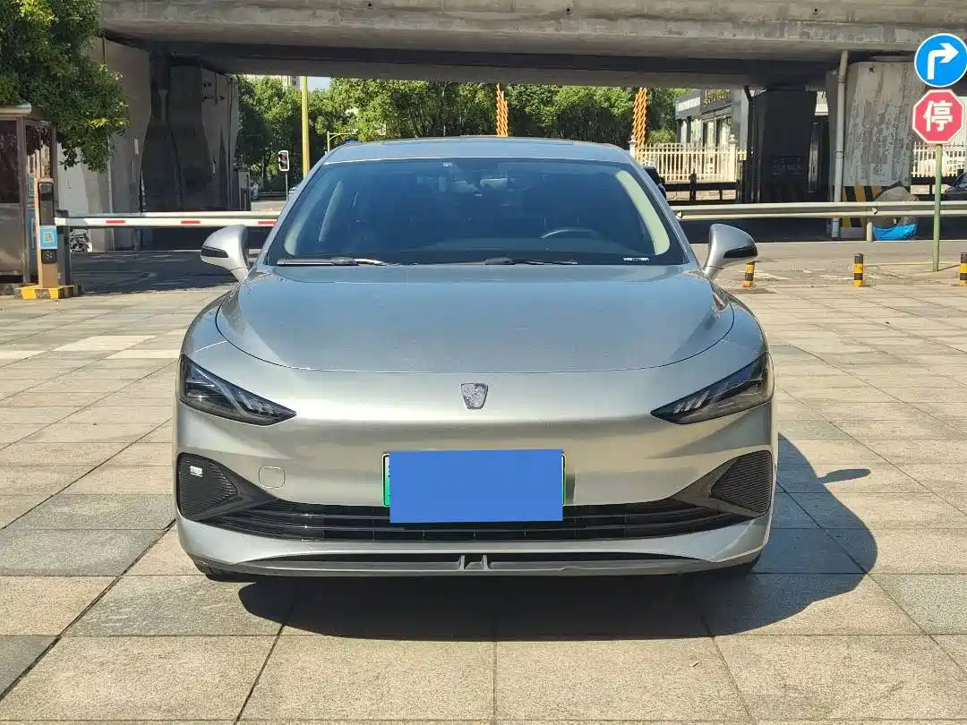 Фото 2 - Roewe D7
