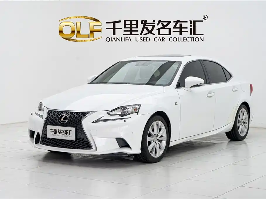 Lexus IS 2015 200t F SPORT