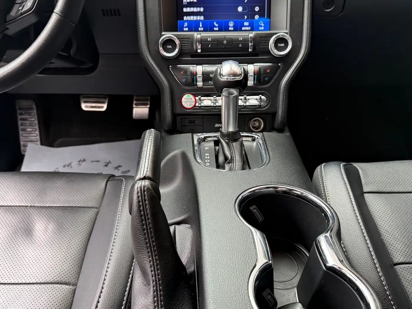 Ford Mustang 2017 2.3T Performance Edition фото 6