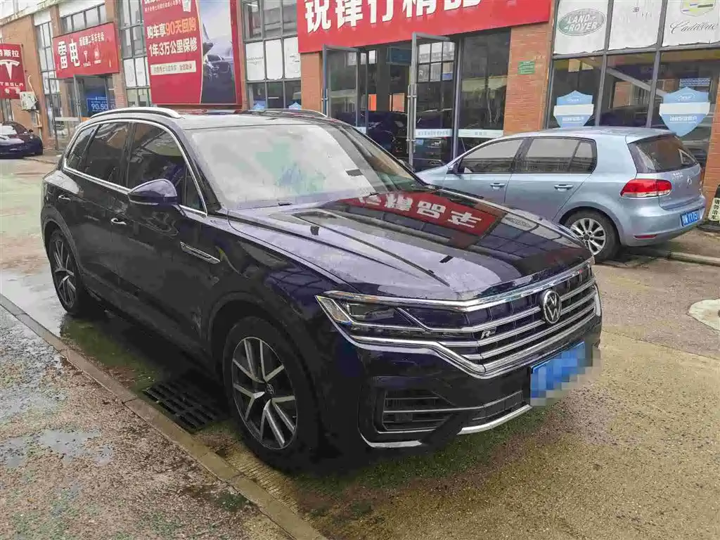 Volkswagen Touareg 2022 2021 3.0TSI R-Line Classic Sport Package