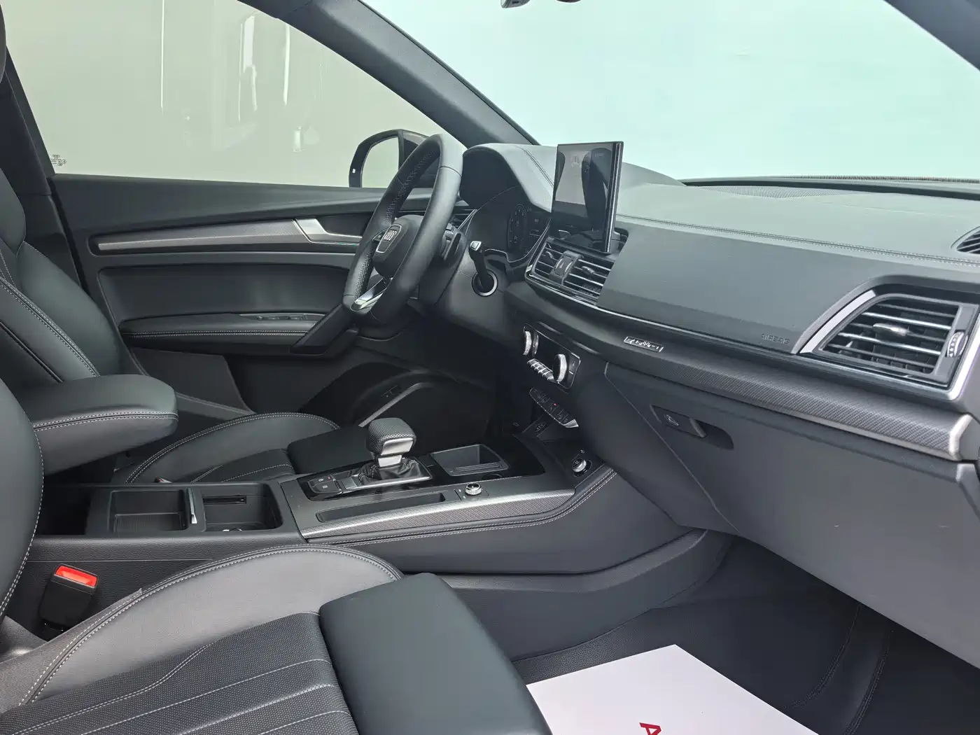 Audi Q5L 2023 40T Luxury Dynamic фото 8