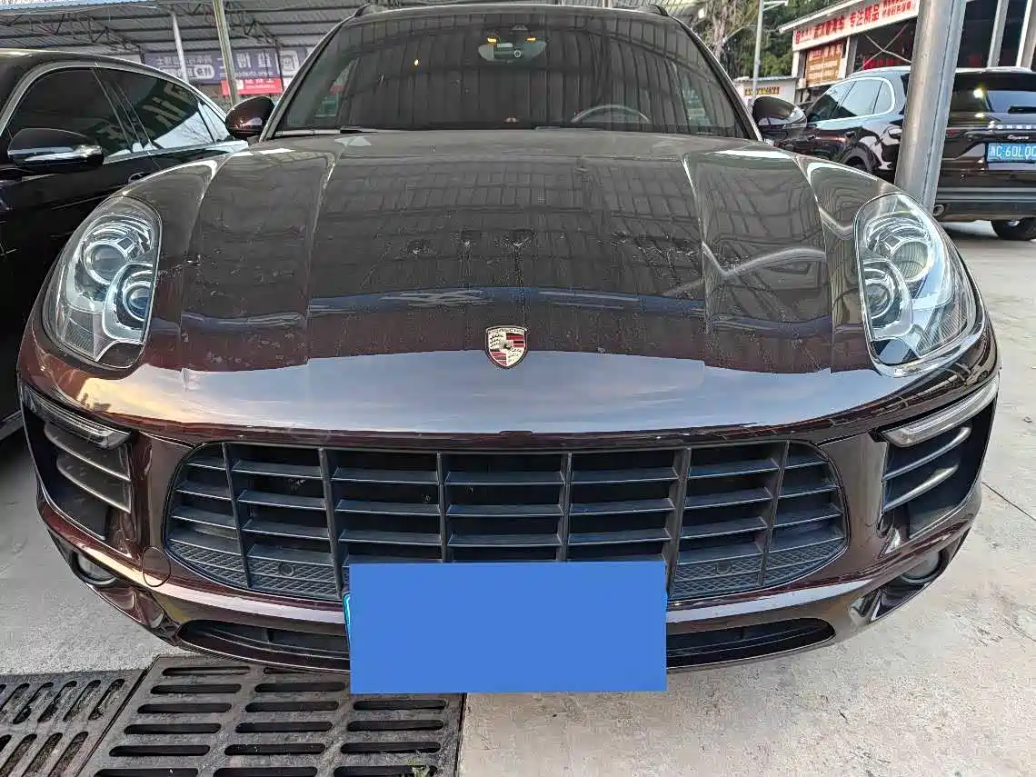 Porsche Macan 2017 Macan 2.0T фото 2