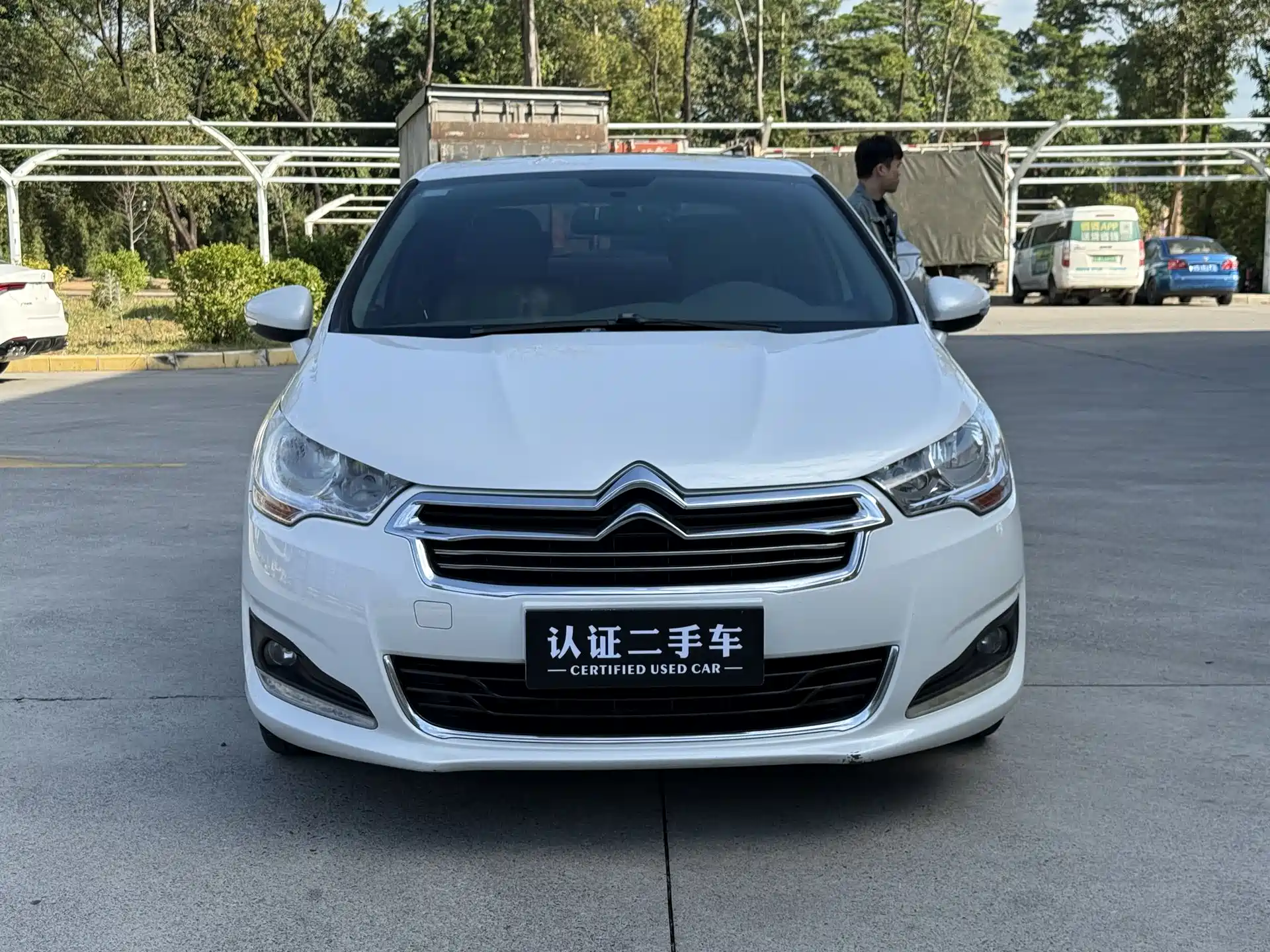 Фото 2 - Citroën C4L