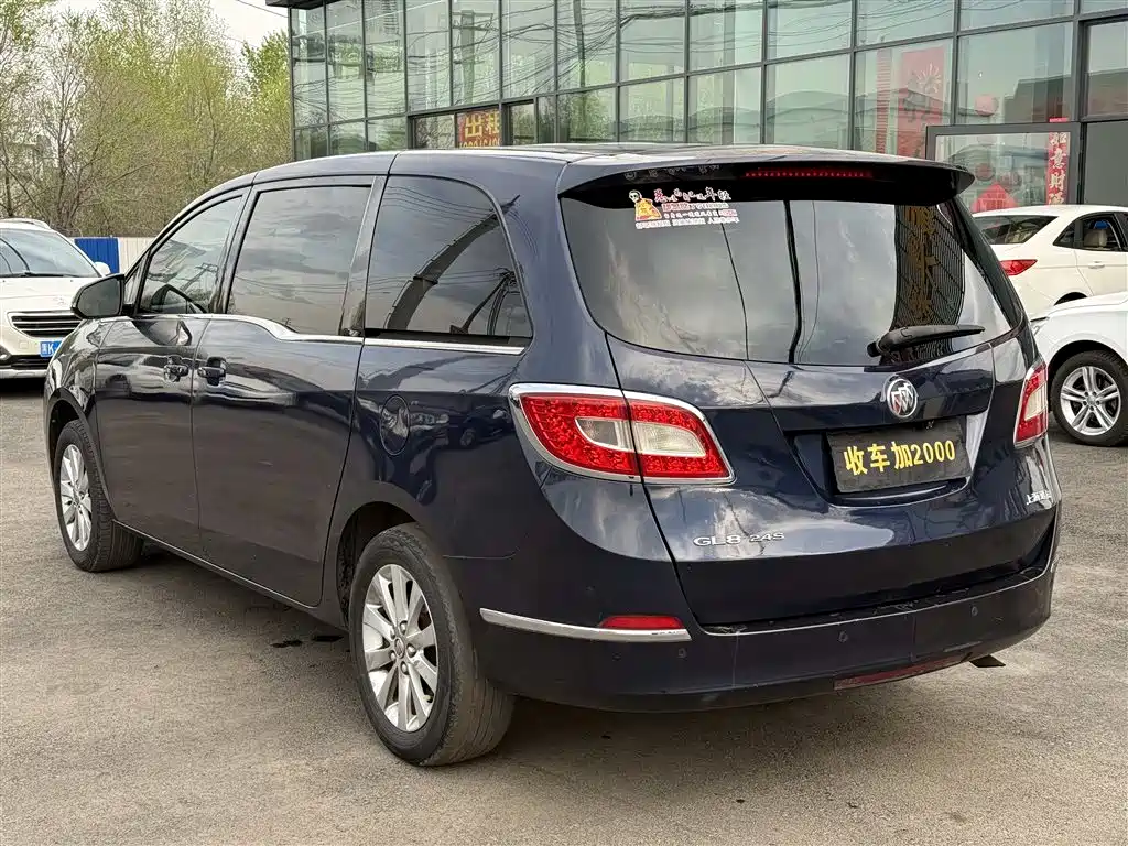 Buick GL8 2011 2.4L CT Luxury Business Comfort Edition фото 9