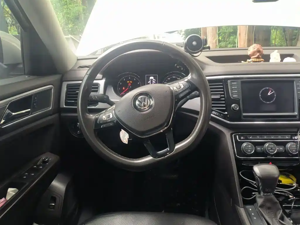 Volkswagen Teramont 2017 530 V6 4WD Luxury Edition фото 7