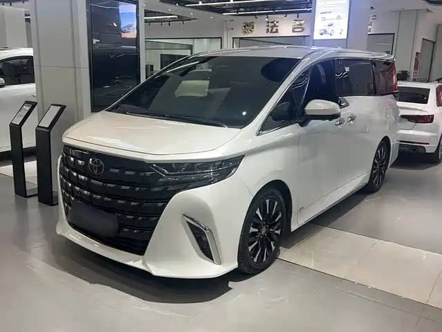 Toyota Alphard 2024