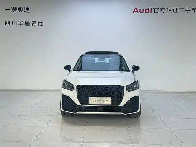 Audi Q2L 2023 35TFSI Luxury Sport — фото 2