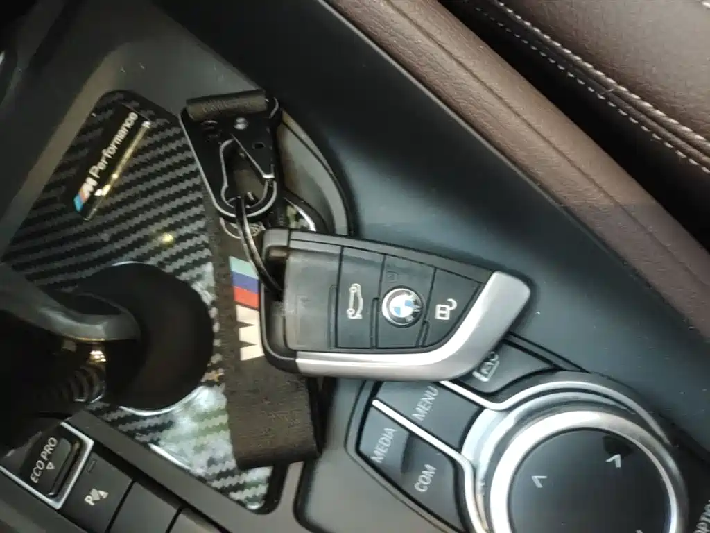 BMW X1 2022 sDrive25Li Leading фото 9