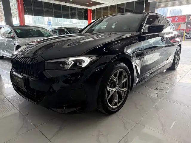 BMW i3 2025 eDrive 35 L — фото 1