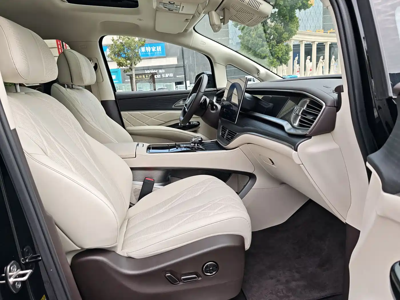 Denza D9 2025 Model DM-i Smart Drive Edition 1020 AWD Flagship фото 18