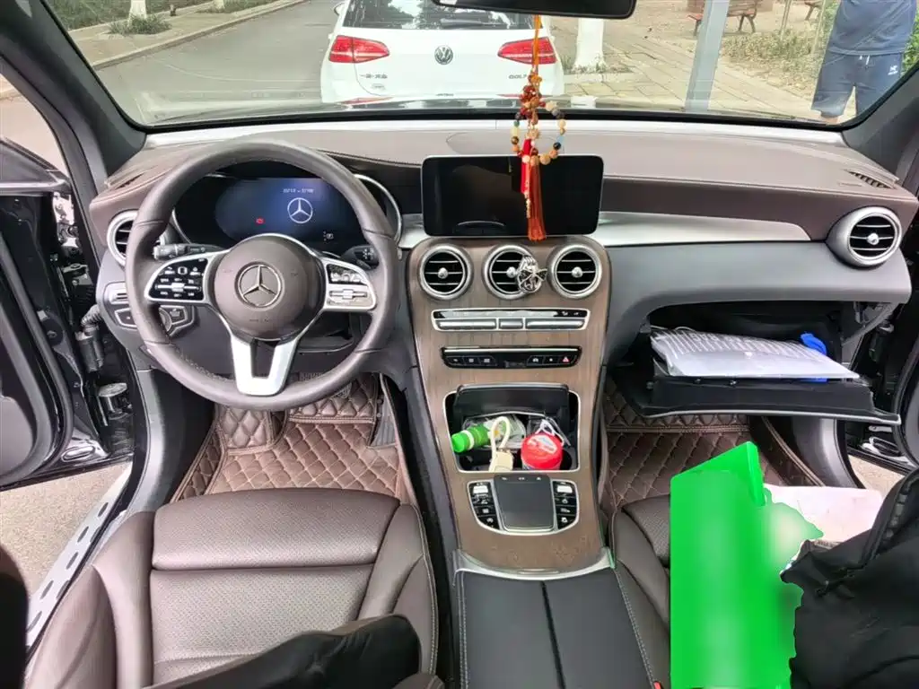Mercedes-Benz GLC 2022 Facelift GLC 300 L 4MATIC Dynamic Collector's Edition фото 5