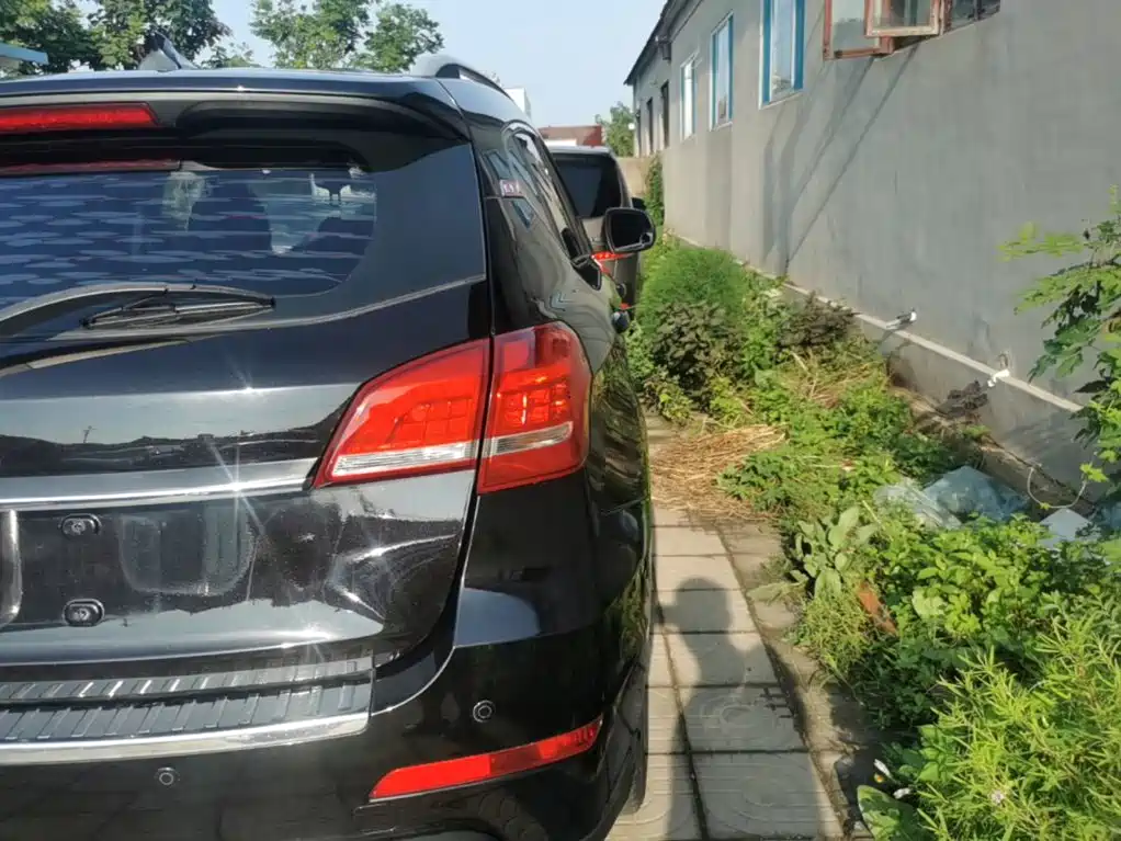 Фото 8 - Haval H2