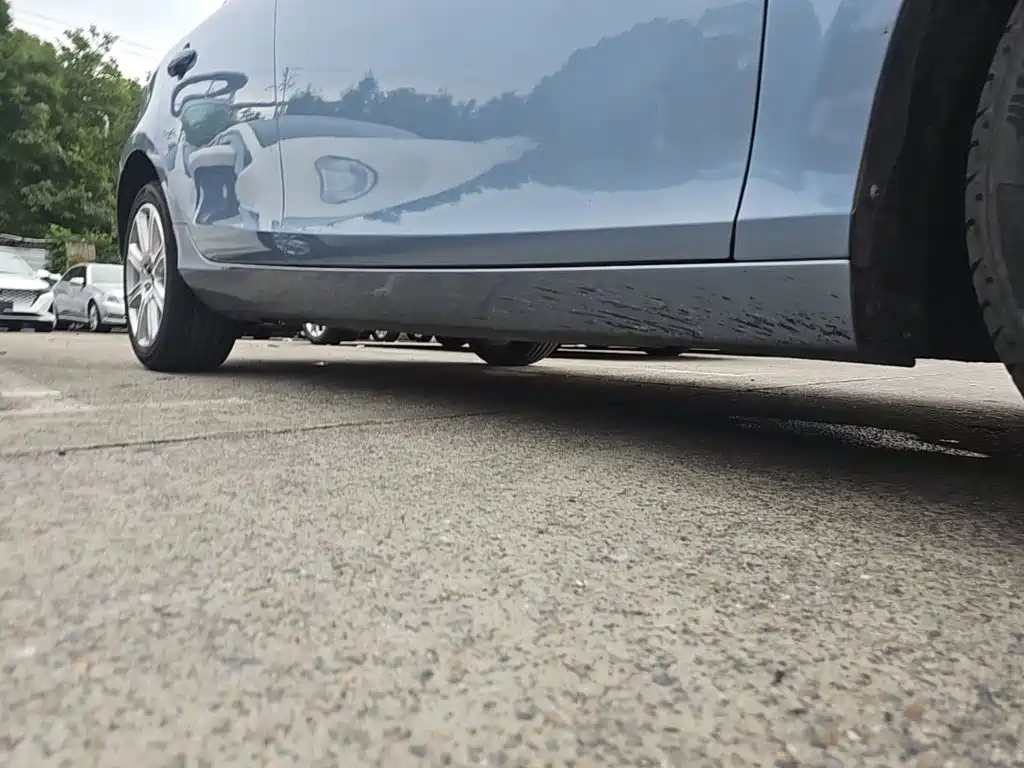 Фото 21 - Volvo V40