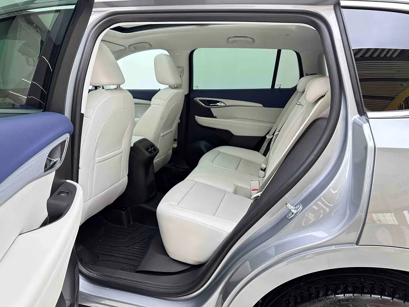 Buick Envision Plus 2025 2024 Enclave Plus 4WD Avenir Aivia