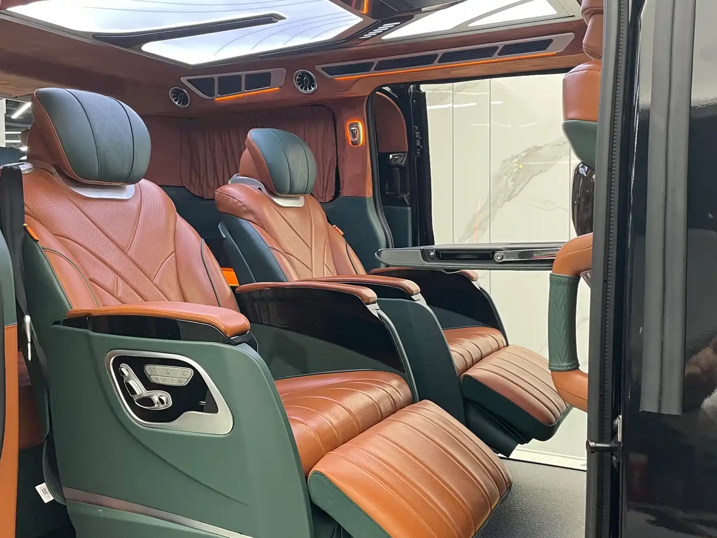 Ford Tourneo 2020 2.0T Automatic Business Class Edition China VI фото 22