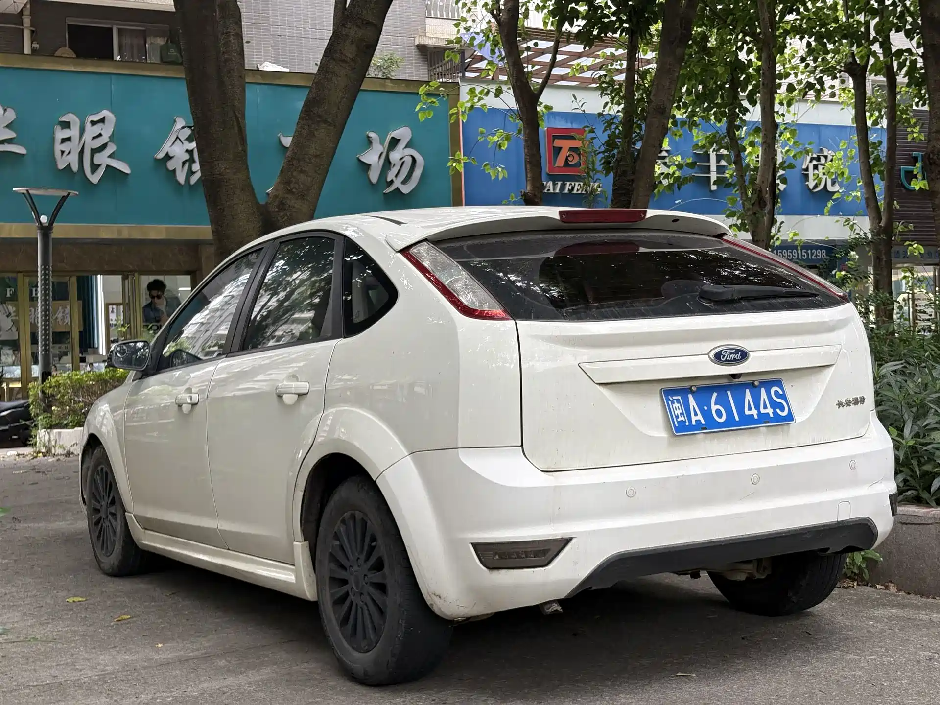 Фото 3 - Ford Focus