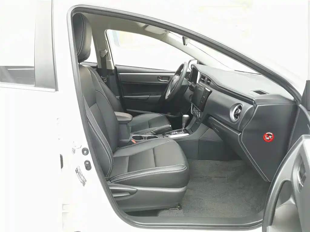 Toyota Corolla 2017 Facelift 1.2T S-CVT GL фото 23