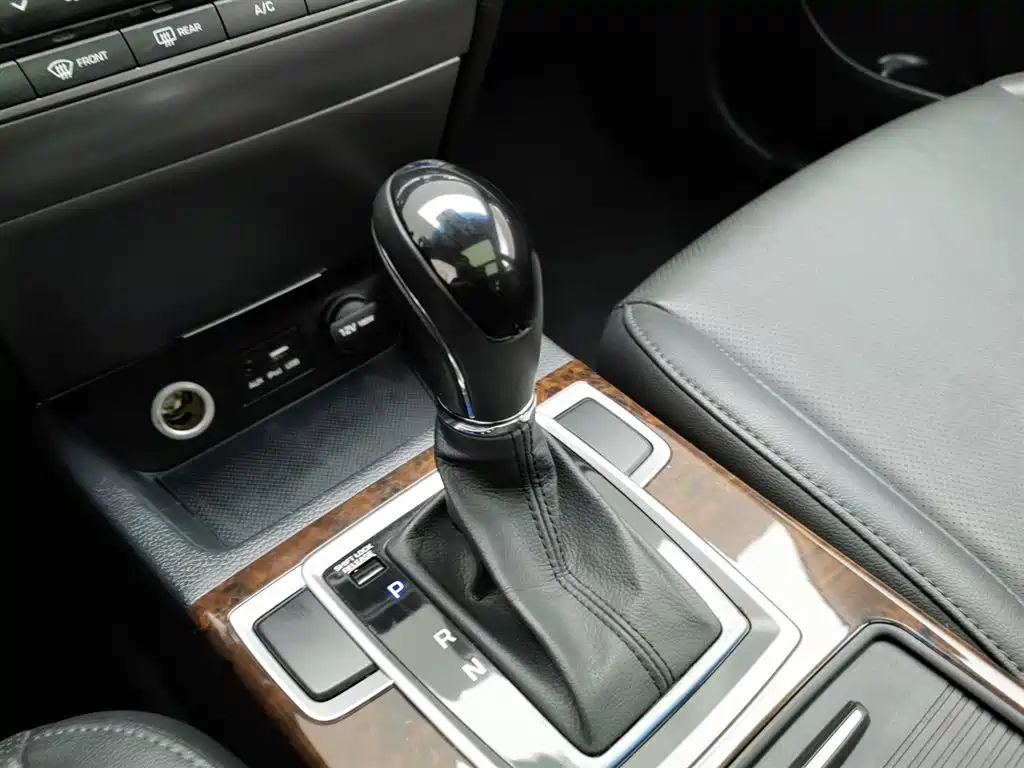 Hyundai Mistra 2014 1.8L Auto Premium DLX фото 13