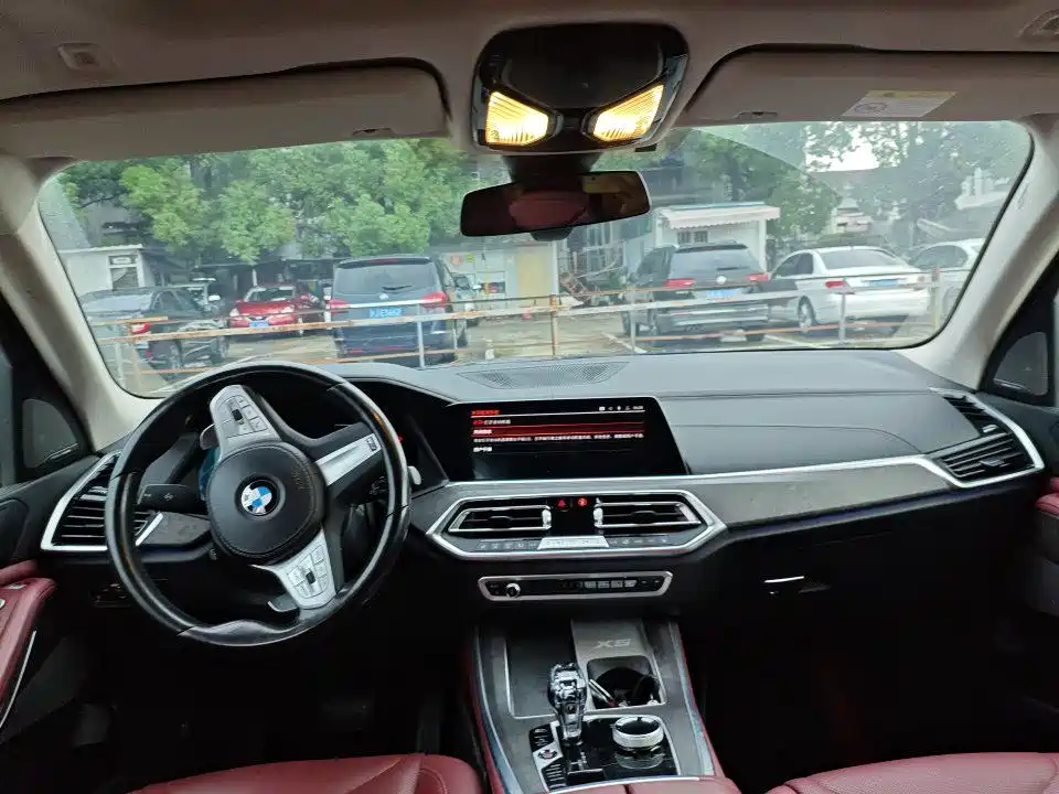 Photo 5 - BMW X5
