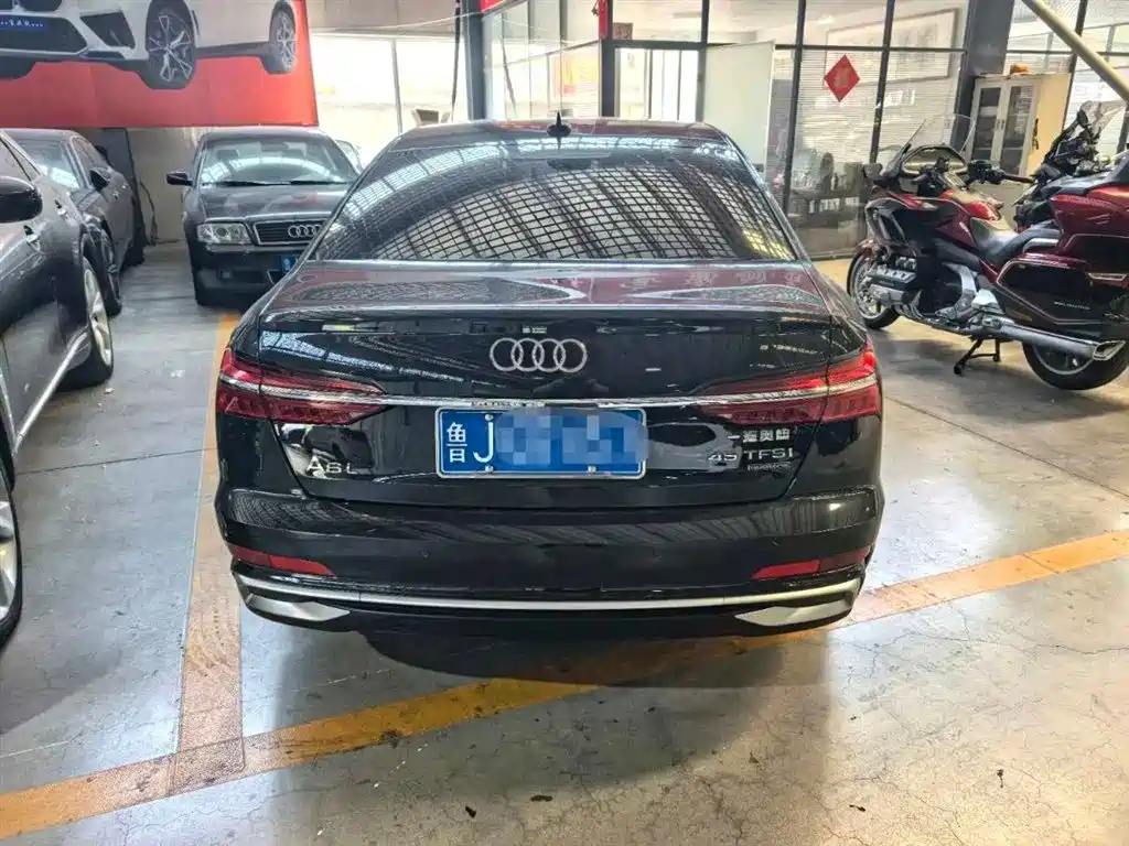 Audi A6L 2023 45 TFSI Premium Selection Elegance фото 5