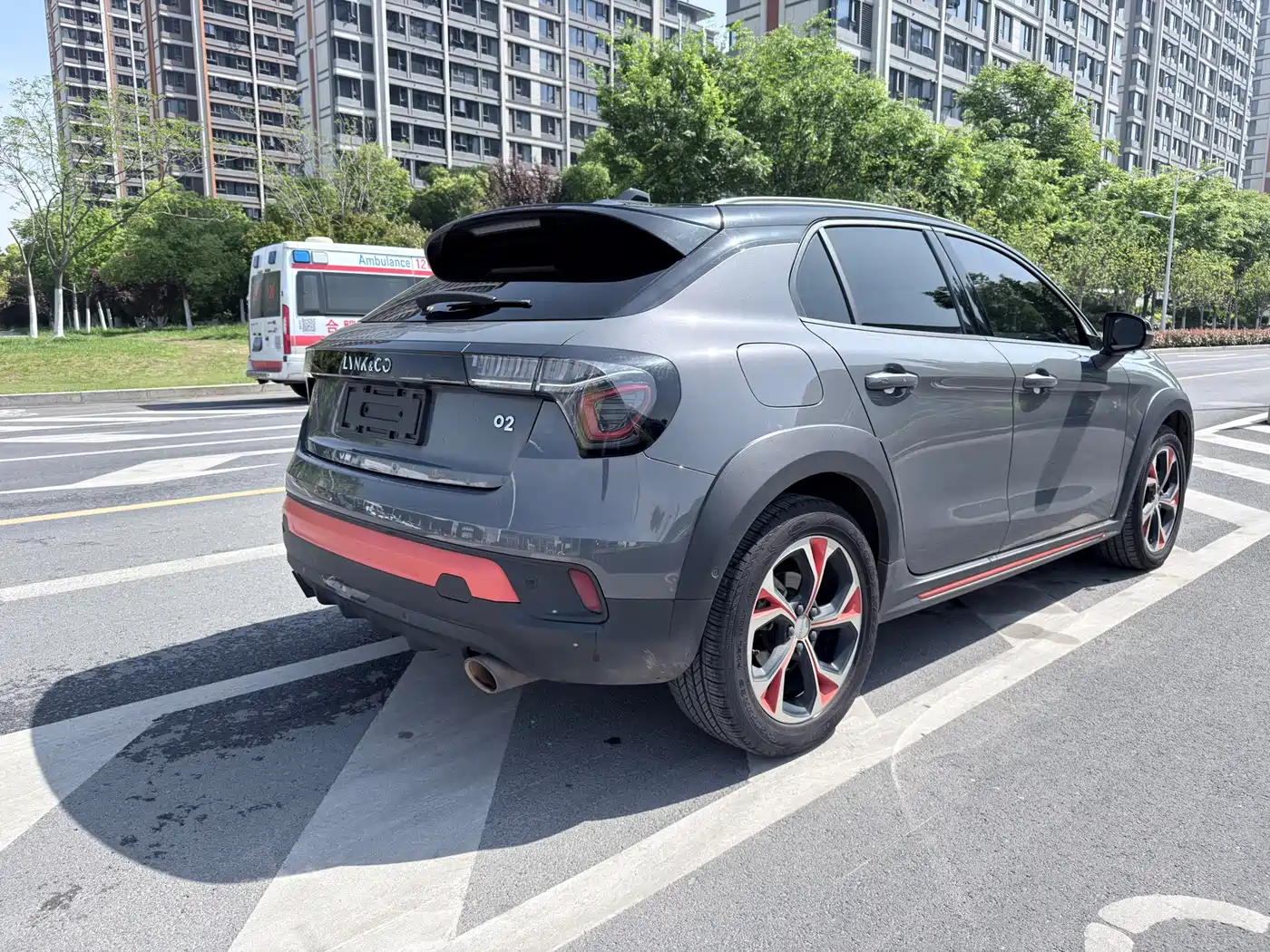 Lynk & Co 02 2018 Model 1.5T DCT 2WD Yao Pro Edition China V фото 19