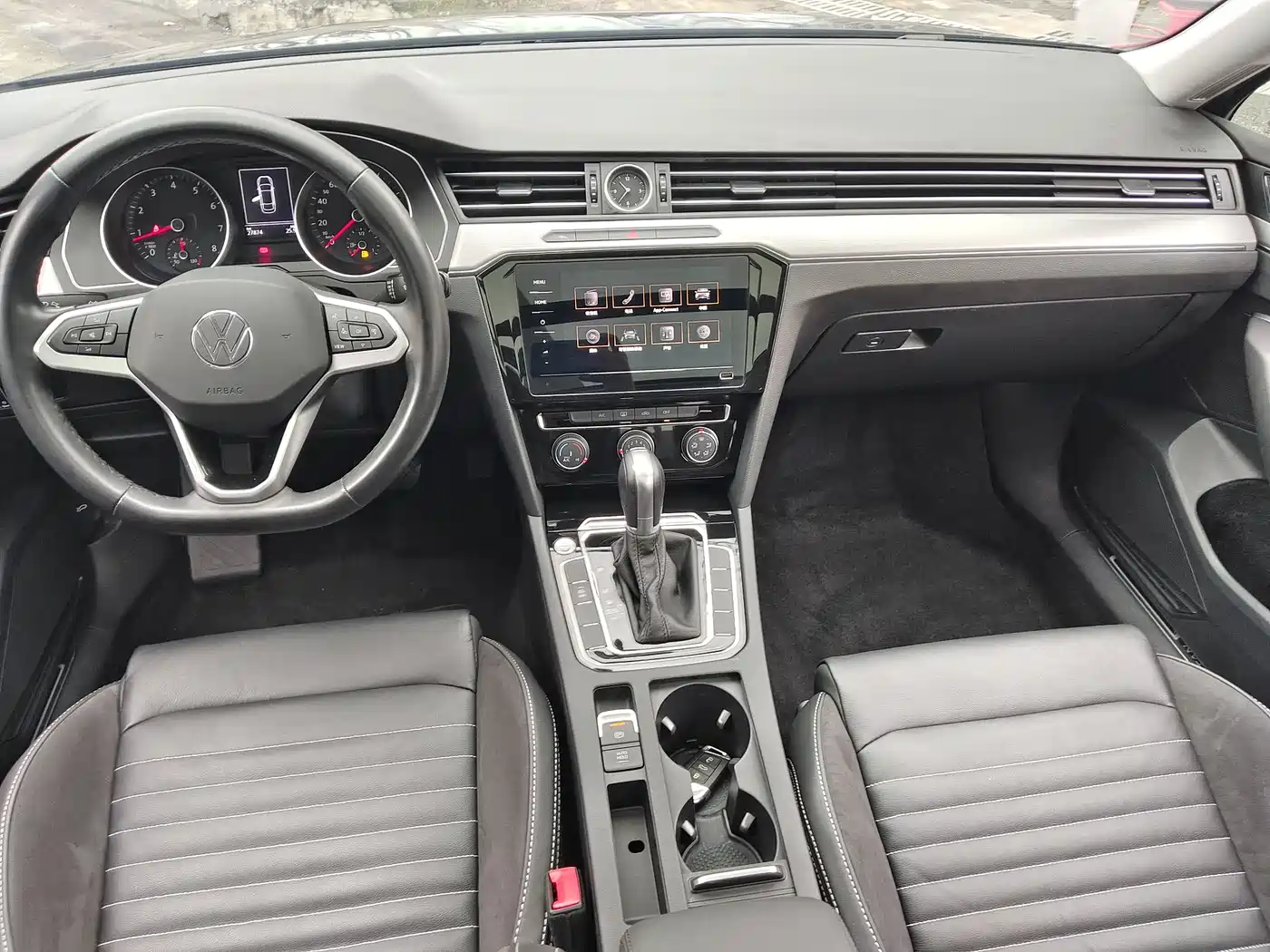Volkswagen Magotan 2020 280TSI DSG Comfort фото 11