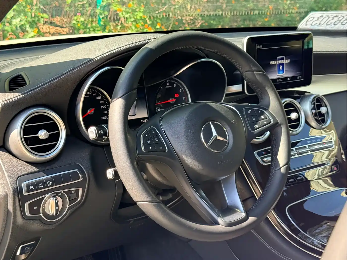 Mercedes-Benz GLC 2018 Facelift GLC 260 4MATIC Luxury фото 5