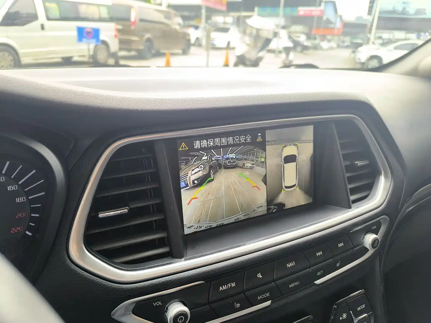 GAC Trumpchi Trumpchi GS4 2017 235T Automatic 2WD Luxury Smart Connected Edition фото 12