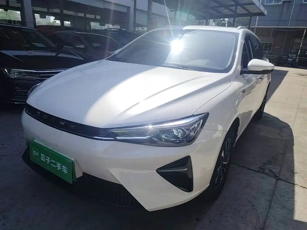 ROEWE EI5 2022