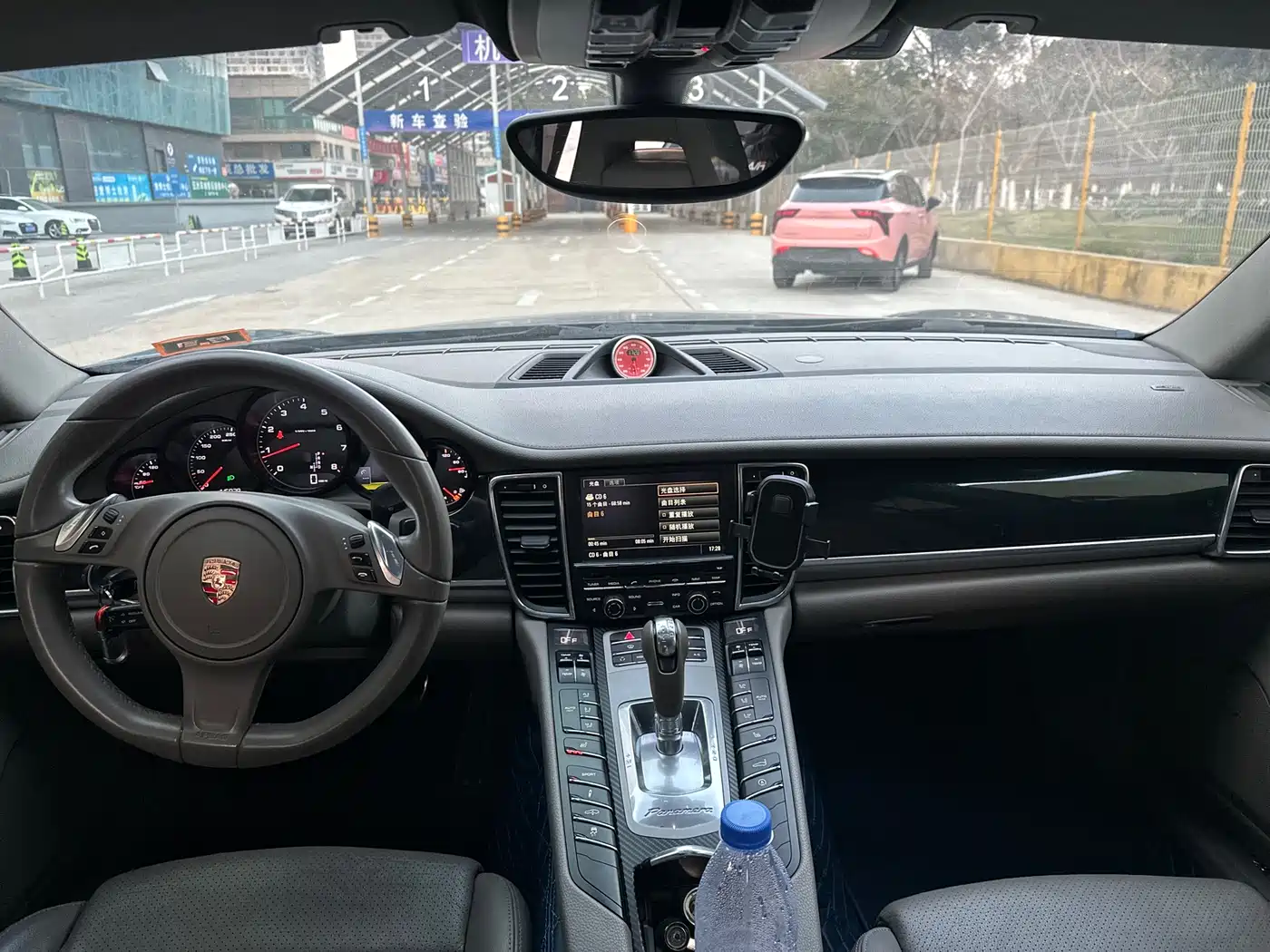 Porsche Panamera 2013 Panamera Platinum Edition 3.6L фото 11